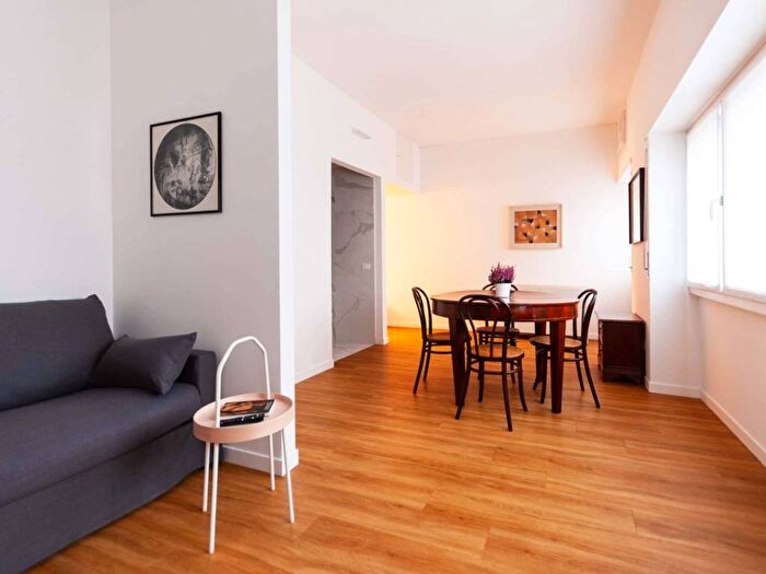 Appartamento bilocale in affitto in Corso di Porta Romana, Quadronno Crocetta, Milano