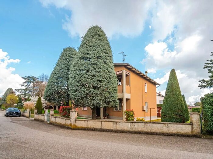 Casa con 7 locali in vendita in Via Cesare Pavese, San Giovanni In Persiceto