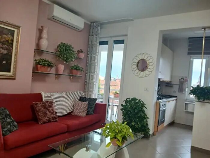 Appartamento bilocale in vendita in Viale Dante Alighieri, Piacenza
