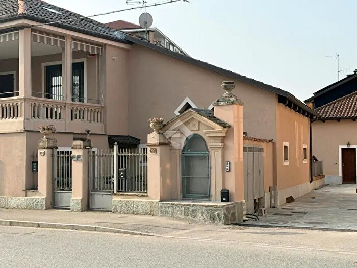 Casa bilocale in vendita in Via Moncalieri, Grugliasco