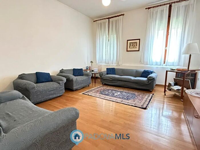 Appartamento quadrilocale in vendita in Via Fusinato, Padova