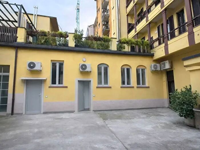 Appartamento monolocale in vendita in Via delle Forze Armate, Milano