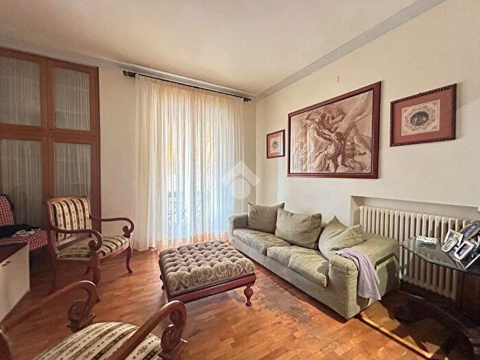 Appartamento quadrilocale in vendita in Via SantErasmo, La Spezia