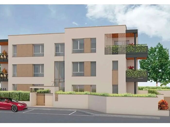 Appartamento con 5 locali in vendita in Via Alcide De Gasperi, Scandiano