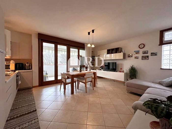 Appartamento quadrilocale in vendita in Viale Grigoletti, Pordenone