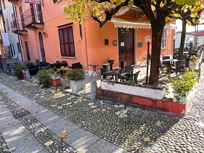 Appartamento bilocale in vendita in Via Massimo dAzeglio, Cannero Riviera