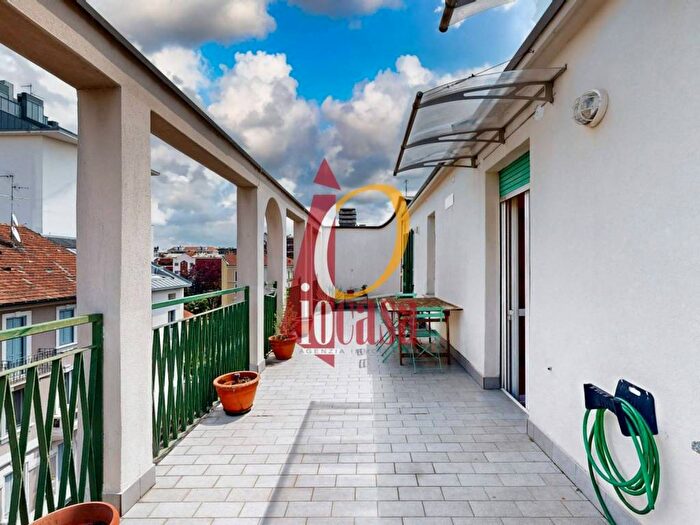 Casa bilocale in affitto in Via Serviliano Lattuada, Porta Romana Medaglie d'Oro, Milano