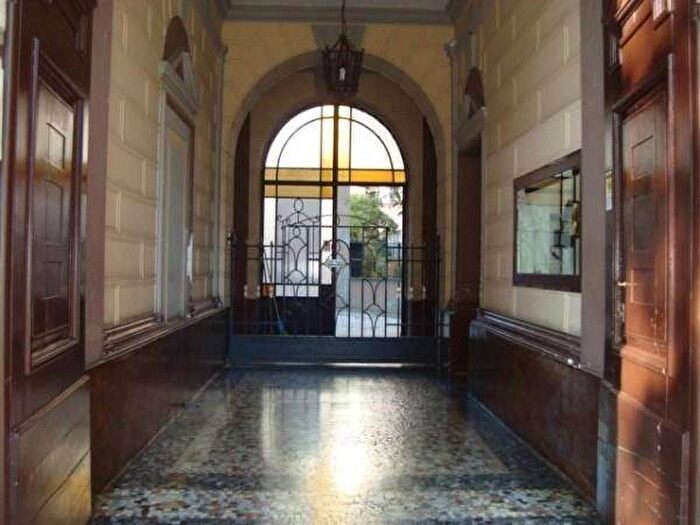 Appartamento monolocale in affitto in Piazza Giuseppe Grandi, Porta Vittoria, Milano