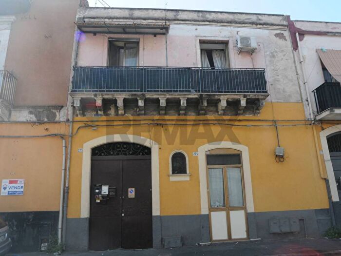 Casa bilocale in affitto in Via Palermo, Concordia Acquicella Porto, Catania