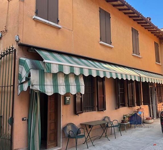 Casa trilocale in vendita in Via Trieste, Castenedolo