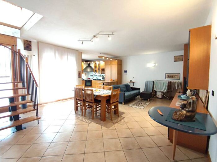 Appartamento con 5 locali in affitto in Centro Storico, Vicenza