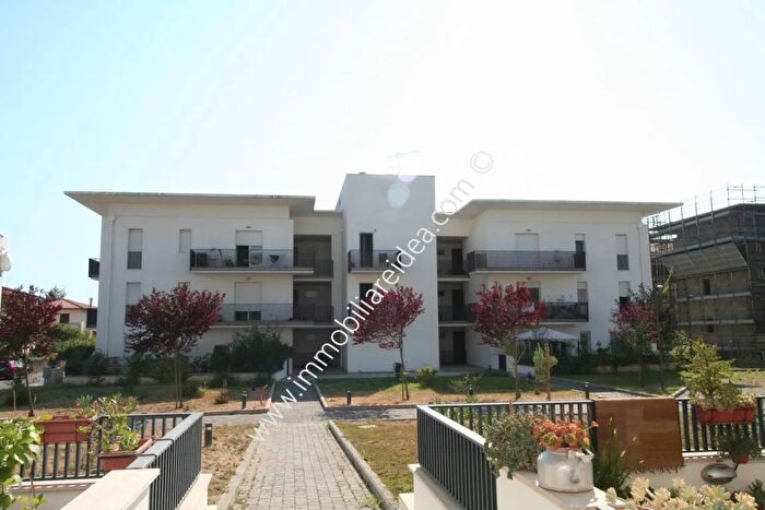 Appartamento trilocale in vendita in Rosignano Marittimo