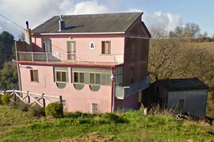 Appartamento quadrilocale in vendita in Via Madre Teresa di Calcutta, Miglierina