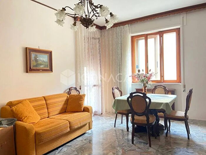 Appartamento trilocale in vendita in Viale Checchia Rispoli SNC, San Severo