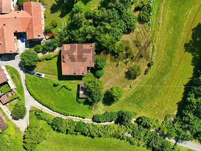 Casa con 5 locali in vendita in Via Crocefisso, Gorlago