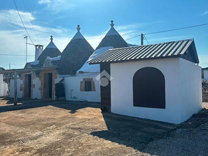 Casa trilocale in vendita in Via Ostuni Zona M, Martina Franca