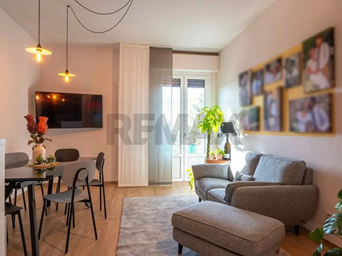 Appartamento trilocale in vendita in Strada Langhirano, Parma