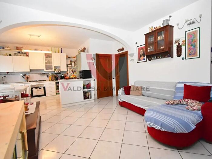 Appartamento con 5 locali in vendita in Carlini, Colle Di Val DElsa