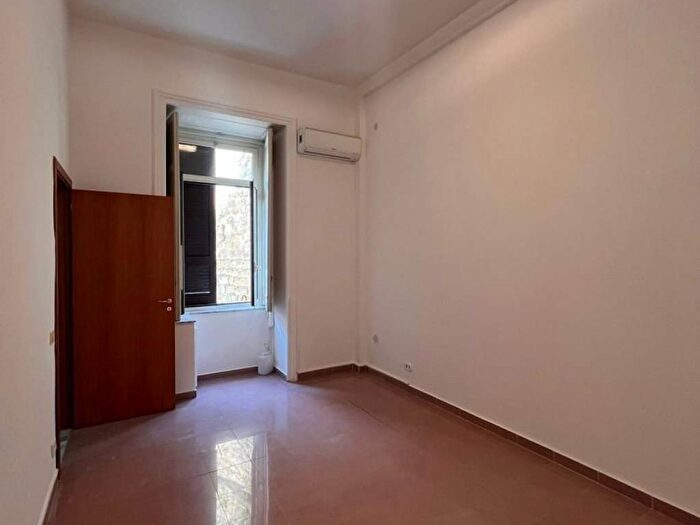 Appartamento bilocale in affitto in viale maria cristina di savoia, Vomero, Napoli