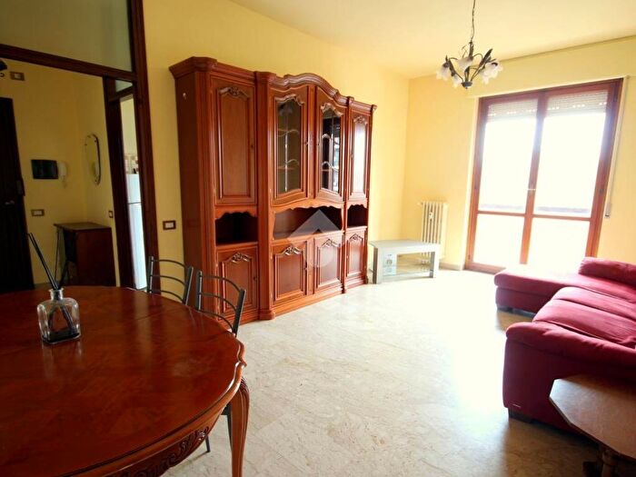 Appartamento trilocale in affitto in Via Mille, Centro, Cornaredo