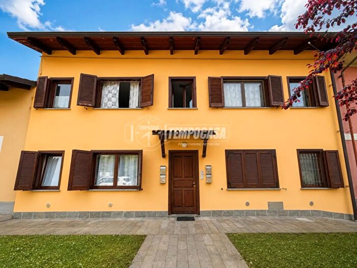Appartamento trilocale in vendita in Via Gioannini, San Giusto Canavese
