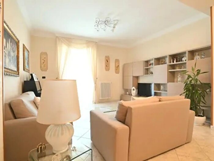 Appartamento quadrilocale in vendita in Via Carlo Pisacane, Alberobello