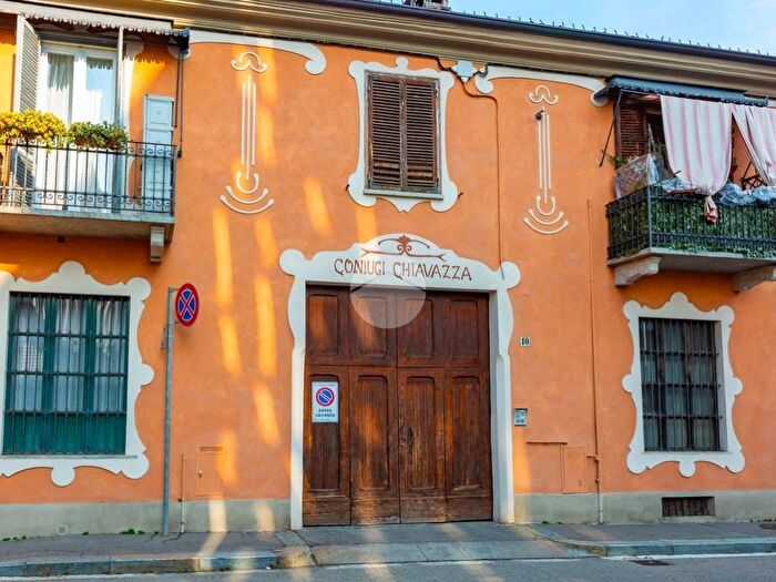 Appartamento quadrilocale in affitto in Via Montesoglio, Borgo Vittoria, Torino