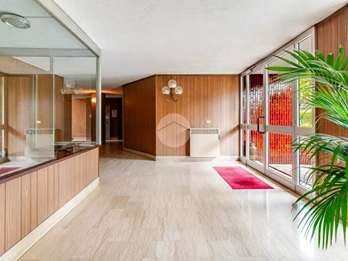 Appartamento trilocale in vendita in Via Riccardo Pitteri, Milano