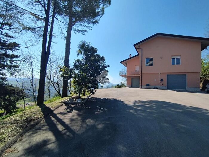 Casa con 5 locali in vendita in Via Roma, Sogliano Al Rubicone