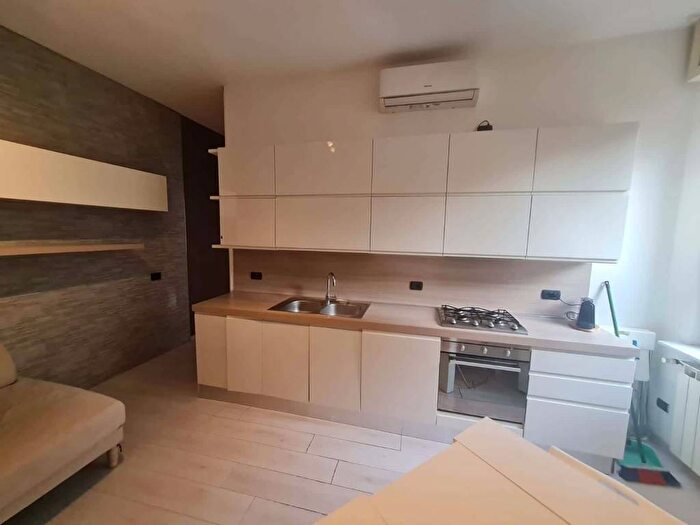 Appartamento trilocale in affitto in Via Gaetano Braga, Cascina dei Pomi, Milano