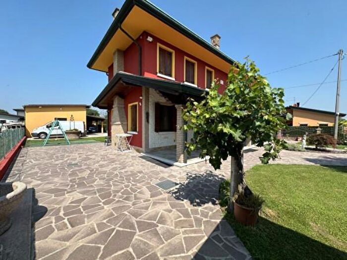 Casa con 5 locali in vendita in Via Ca Berti, Mira