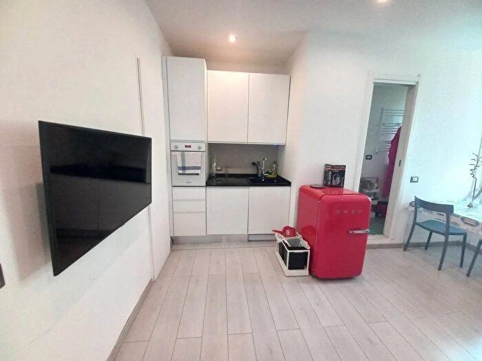 Appartamento bilocale in affitto in Via Alfredo Albertini Milano, Milano