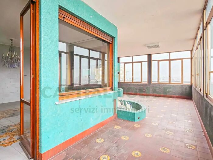 Appartamento trilocale in vendita in Via Porto Corsini, Milano