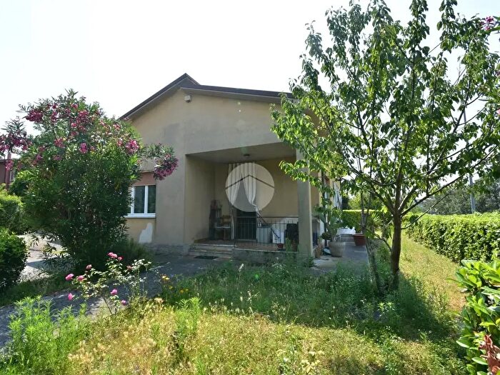 Casa monolocale in vendita in Viale Croce Rossa, Castiglione Delle Stiviere