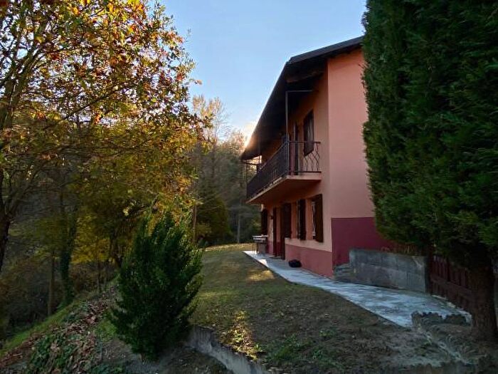 Casa quadrilocale in vendita in Corso Langhe a, Alba