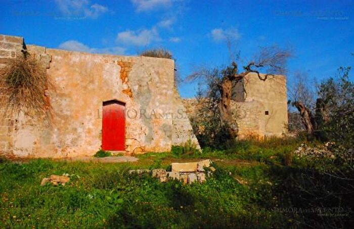 Casa trilocale in vendita in Via San Giuseppe, Castrignano Del Capo