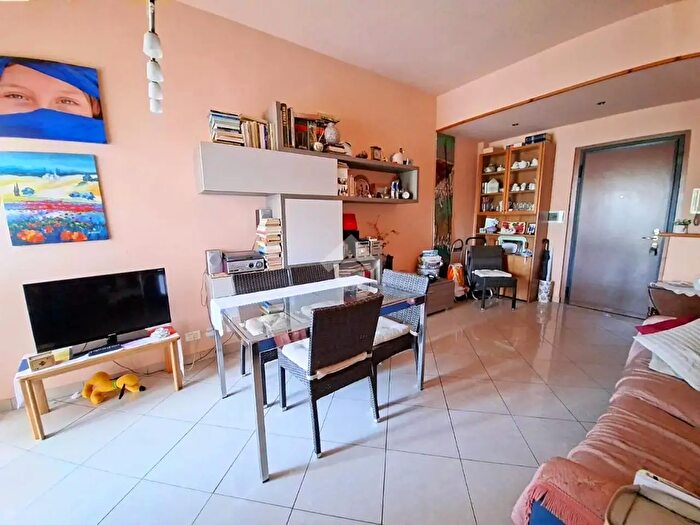 Appartamento trilocale in vendita in Via Gramsci, Cavenago Di Brianza