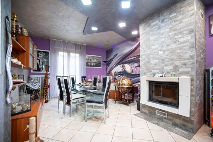 Casa con 8 locali in vendita in Via Ignazio Silone, Rivalta Di Torino