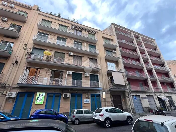 Appartamento bilocale in affitto in Via Milano, Catania