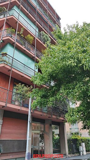 Appartamento con 5 locali in vendita in Via Giacomo Boni, Milano