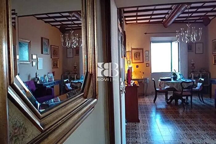 Appartamento quadrilocale in vendita in Viale Trento ViterboFaleria, Marta