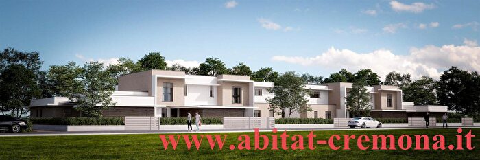 Casa quadrilocale in vendita in Via Corte, Cremona