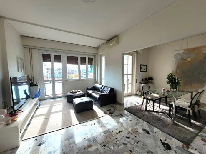 Appartamento con 5 locali in vendita in Viale Edmondo De Amicis, Pescara