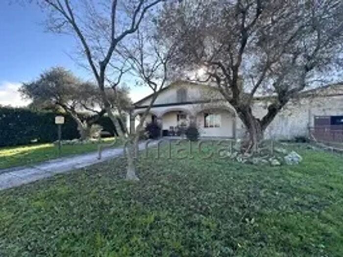 Casa con 8 locali in vendita in Via Caltana, Mirano