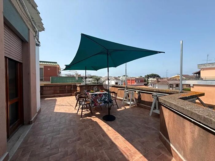 Appartamento trilocale in vendita in Via Lampedusa, Nettuno