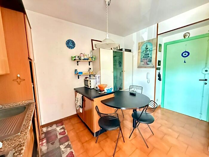 Appartamento bilocale in vendita in Via Sara, Sestri Levante