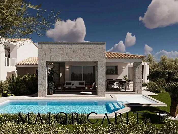 Casa con 5 locali in vendita in Budoni