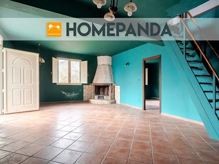 Casa con 6 locali in vendita in Via Vallecerasa, Piedimonte Etneo