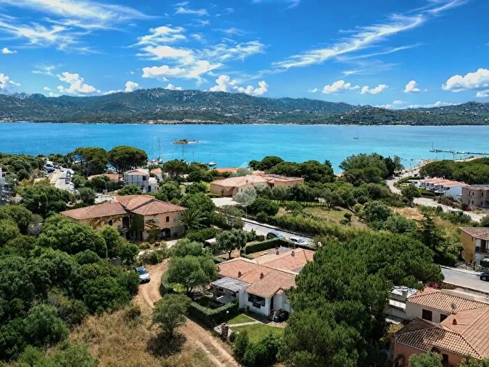 Casa trilocale in vendita in Via Isole Le Bisce, Arzachena