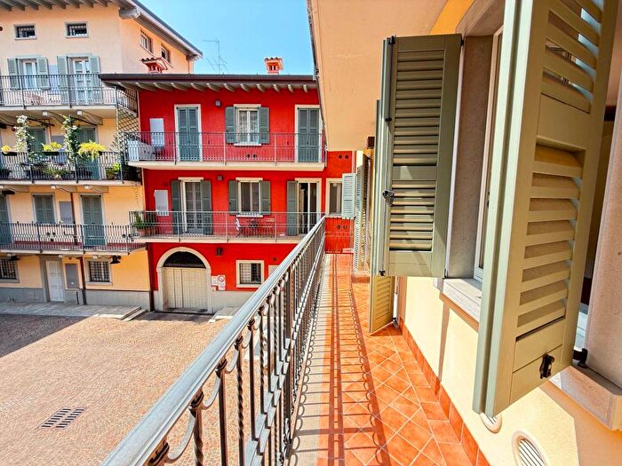 Appartamento trilocale in affitto in Via Giacomo Quarenghi, Stazione, Bergamo